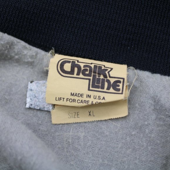 Iowa Hawkeyes Jacket (VTG) - Screened Windbreaker by Chalkline - Men's XL - Picture 9 of 9